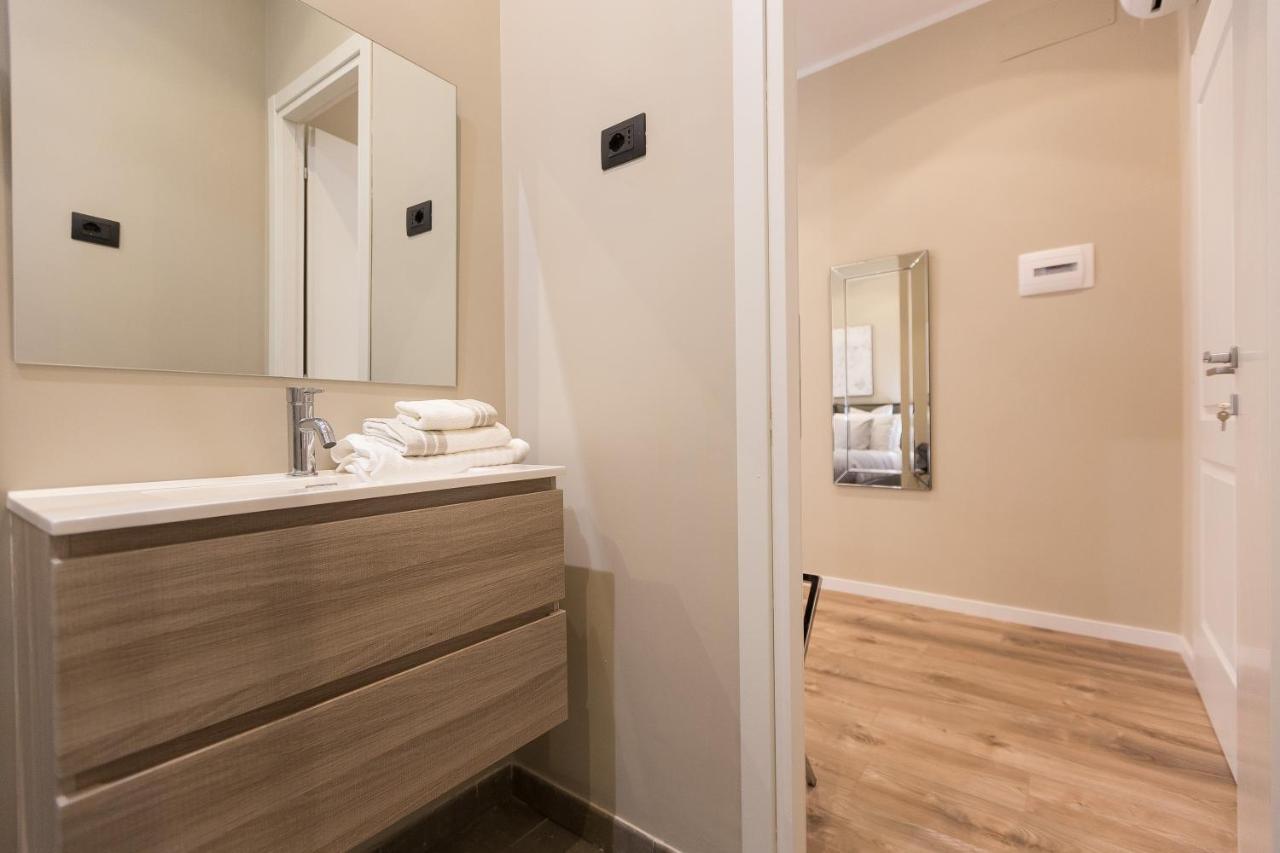 126 Gracchi Suites روما المظهر الخارجي الصورة
